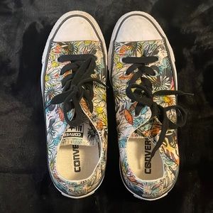 Floral Converse